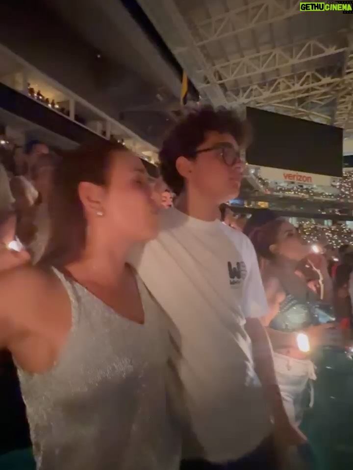 Erika de la Vega - 17.4K Likes - Cosas Maravillosas de junio ☀️