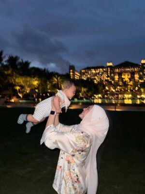 Erin Malek Instagram - Baby Fahad’s first holiday and he was such a champ! 🏖 🌊 From pool naps to blending in with every moment, you made everything even more special. We love you so much baby boy 🤍