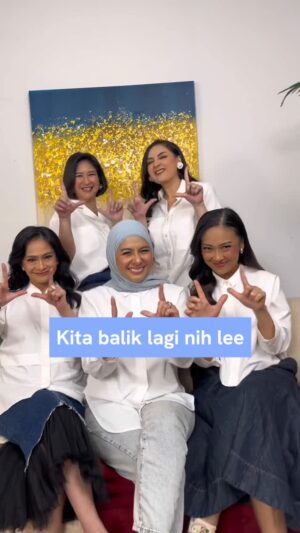 Ersa Mayori Instagram - Ciee udah kangen banget sama kita? Ada podcast MomSweetMoms yang bakal meluncur sebentar lagi!
Mau ikut seru-seruan bareng dan dateng langsung ke Podcast & Relaunch Celebration tanggal 14 Februari?
Caranya gampang!
• Kirim DM ke Instagram MomSweetMoms dengan nama & umur untuk dapetin special invitation
• Pastikan akunmu nggak dikunci dan sudah follow kita ya!
• Tulis komen di bawah biar kita bisa cek langsung DM kamu!
Kita tunggu yaa, Moms!
#MomSweetMoms #moms #momsupportingmoms