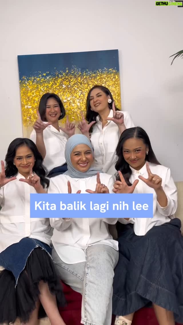 Ersa Mayori - 2.8K Likes - Ciee udah kangen banget sama kita? Ada podcast MomSweetMoms yang bakal meluncur sebentar lagi!
Mau ikut seru-seruan bareng dan dateng langsung ke Podcast & Relaunch Celebration tanggal 14 Februari?

Caranya gampang!
•⁠ ⁠Kirim DM ke Instagram MomSweetMoms dengan nama & umur untuk dapetin special invitation
•⁠ ⁠Pastikan akunmu nggak dikunci dan sudah follow kita ya!
•⁠ ⁠Tulis komen di bawah biar kita bisa cek langsung DM kamu!

Kita tunggu yaa, Moms! 

#MomSweetMoms #moms #momsupportingmoms