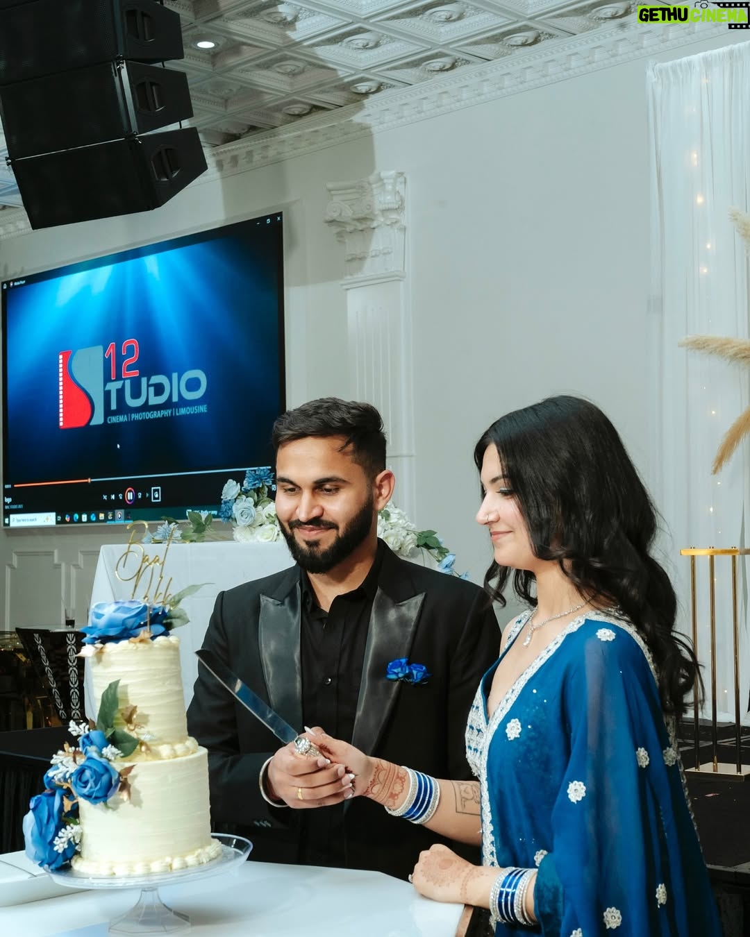 Esha Jhanji - 87.5K Likes - The start of our beautiful LOVE story.🦋
With every heartbeat, I CHOOSE you.🤍
#esharonmein #baatpakki