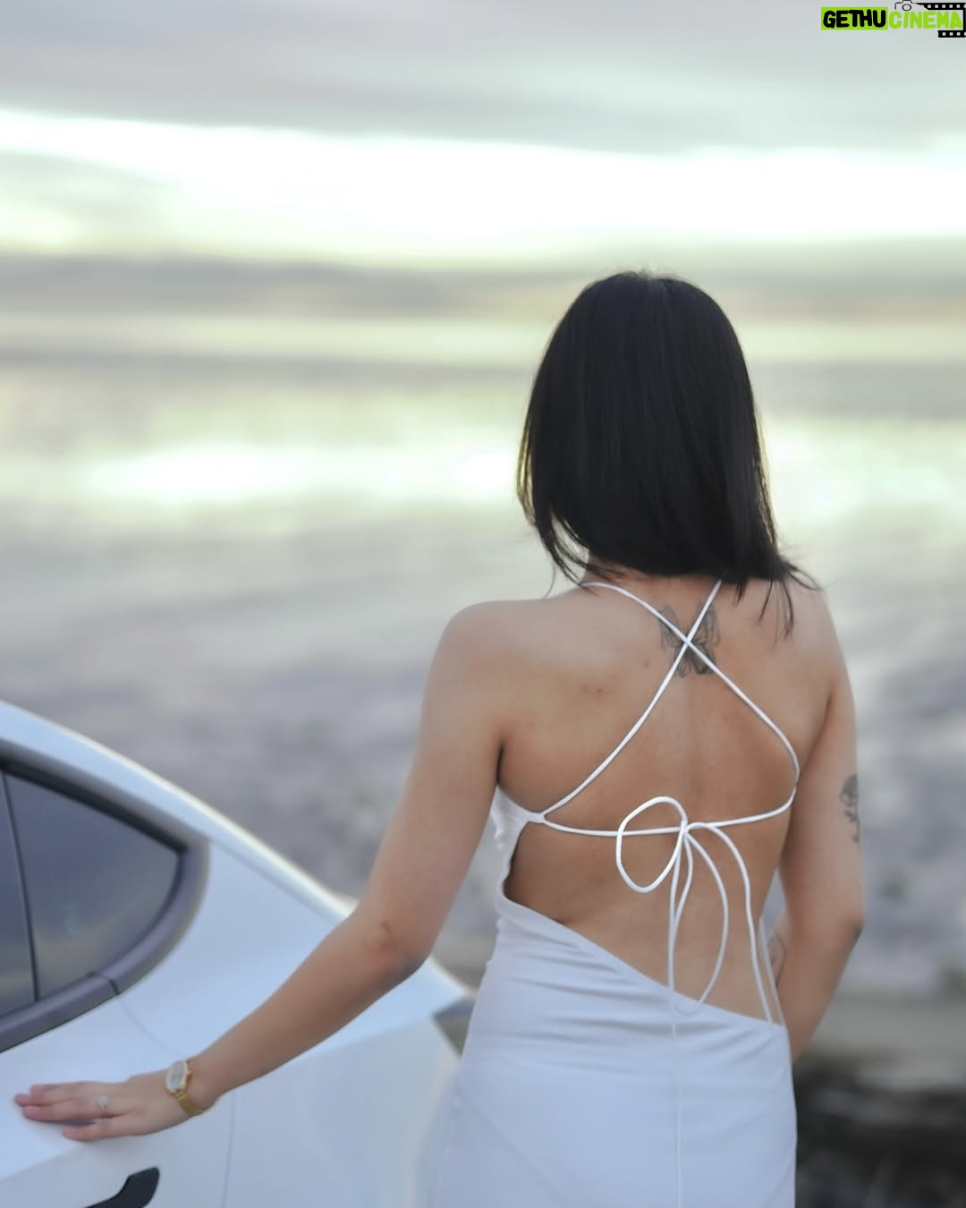 Esha Jhanji - 85.8K Likes - Success Smells Like A New Car ✨
i LOVE HER 🤍 
:) TESla Model 3 2025