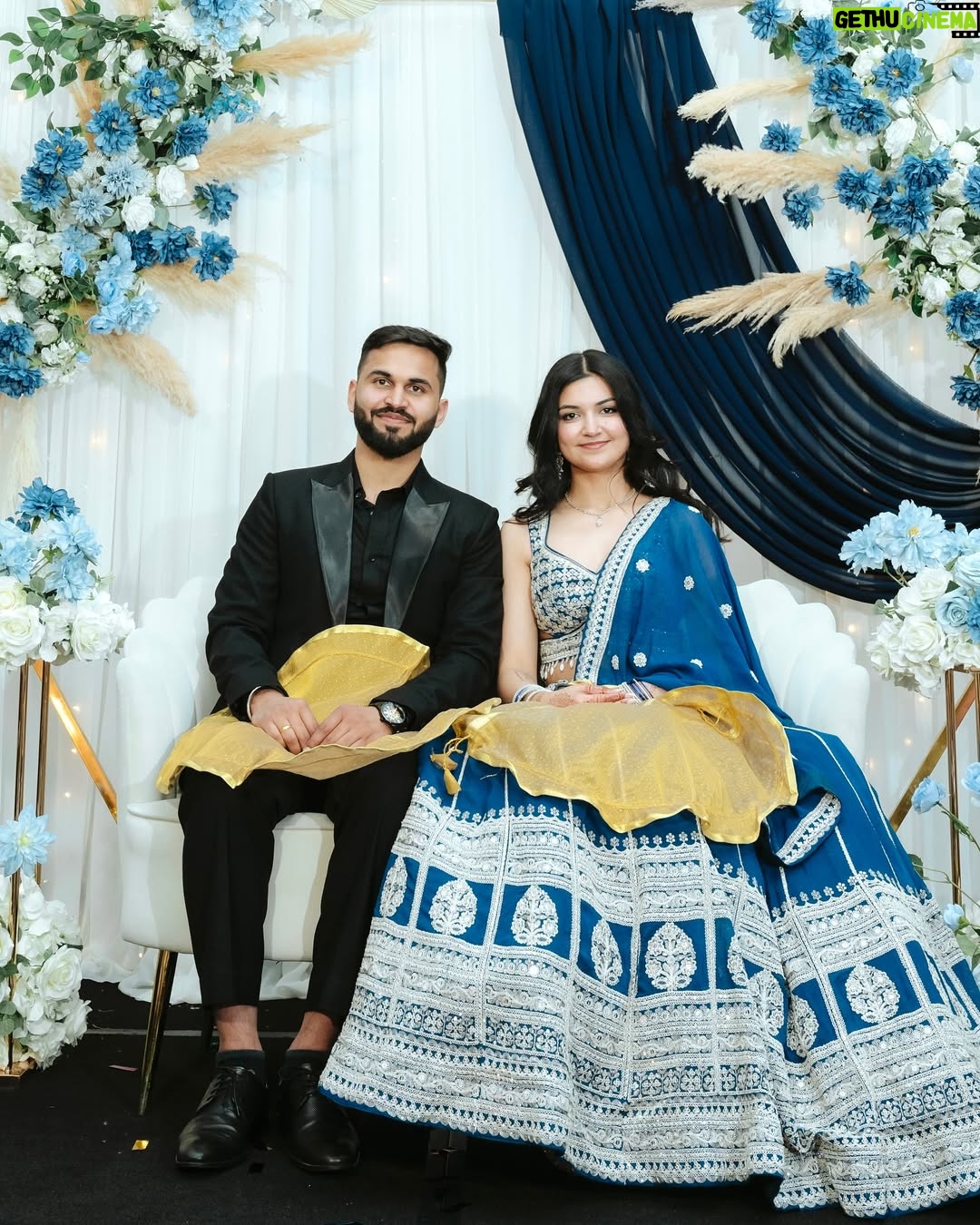 Esha Jhanji - 87.5K Likes - The start of our beautiful LOVE story.🦋
With every heartbeat, I CHOOSE you.🤍
#esharonmein #baatpakki