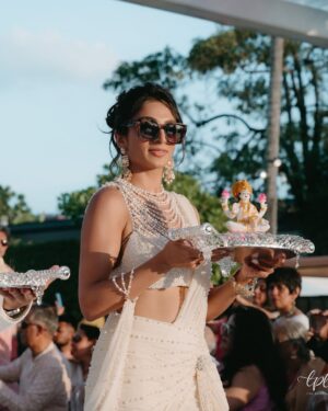 Eshani Pat Instagram - Official photos of all the looks from my sister’s wedding 💕 @prayuhhh @champagneparthy_ 

📸: @thephotolabin 

Slides: 
1-2: Welcome Dinner @perniaspopupshop 
3-4: Ganesh Pooja 
5-6: Sataak @varunbahlcouture 
7-9: Sangeet @qbikofficial 
10: Pool Party
11-12: Wedding @taruntahiliani 
13-15: Reception @seemagujraldesign