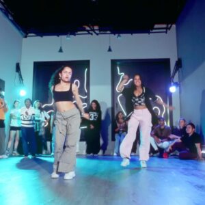 Eshani Pat Instagram - ➡️ Checkkk these dancers out 🔥 and then head to my YouTube channel to watch everyone from class kill it in the class vid as well :) 

Thank ya Los Angeles for dancing with me this week! Save the date for my upcoming LA workshops at @gravity.la | Monday, May 19th and Monday, June 2nd at 8:30pm

Choreo: @eshhpat 
Studio/Filming: @gravity.la @marygrace 
Song: Hook Up Song by @nehakakkar @shekharravjiani and Kumaar 

Slide 1: @eshhpat with everyone! 
Slide 2: @queencarlyy @chrissphoria 
Slide 3: @rohitgijare 
Slide 4: @vihaan_dance 
Slide 5: @naomi.nambo @payaldances311 
Slide 6: @shagufta_3509