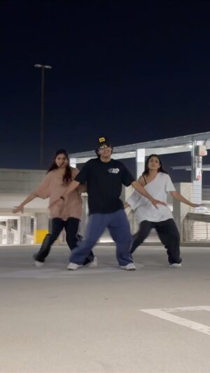 Eshani Pat Instagram - Ayoo Happy Friday 🩵

💃🏽🕺🏽💃🏽: @meghnac3 @jai.dance @eshhpat 
🧠: @woonggyeom @hhojun_ @k.tae_11