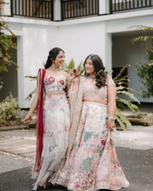 Eshani Pat Instagram - Official photos of all the looks from my sister’s wedding 💕 @prayuhhh @champagneparthy_ 

📸: @thephotolabin 

Slides: 
1-2: Welcome Dinner @perniaspopupshop 
3-4: Ganesh Pooja 
5-6: Sataak @varunbahlcouture 
7-9: Sangeet @qbikofficial 
10: Pool Party
11-12: Wedding @taruntahiliani 
13-15: Reception @seemagujraldesign