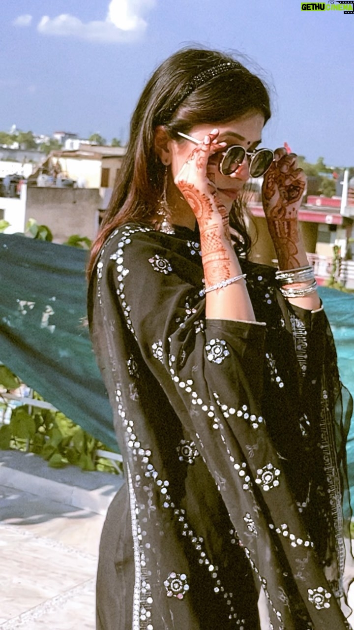 Eshika Rao - 194.9K Likes - Aaja dasaa tenu sohniye ni fashion ki hunda❤️‍🔥 #wakhraswag ♠️✨