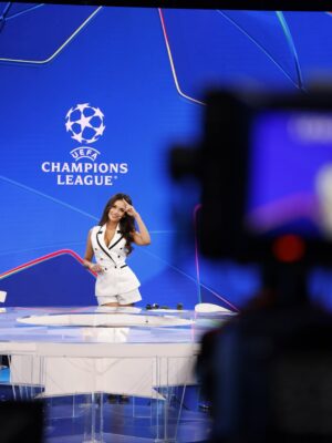 Eva Murati Instagram - Who misses the UEFA Champions League? 🤭🤭
#championsgirl #evamurati #championsleague #host #tvhost #tv #presenter #tvpresenter #show #tvshow #host #uefa #uefachampionsleague #championsleaguealbania #football #soccer #player