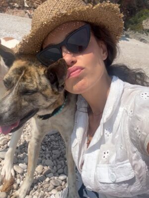 Eva Murati Instagram - good vibes only