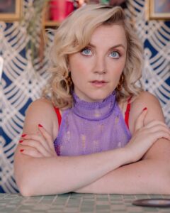 Actress Evanna Lynch HD Photos and Wallpapers August 2025