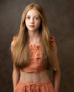 Actress Evie Templeton HD Photos and Wallpapers February 2023
