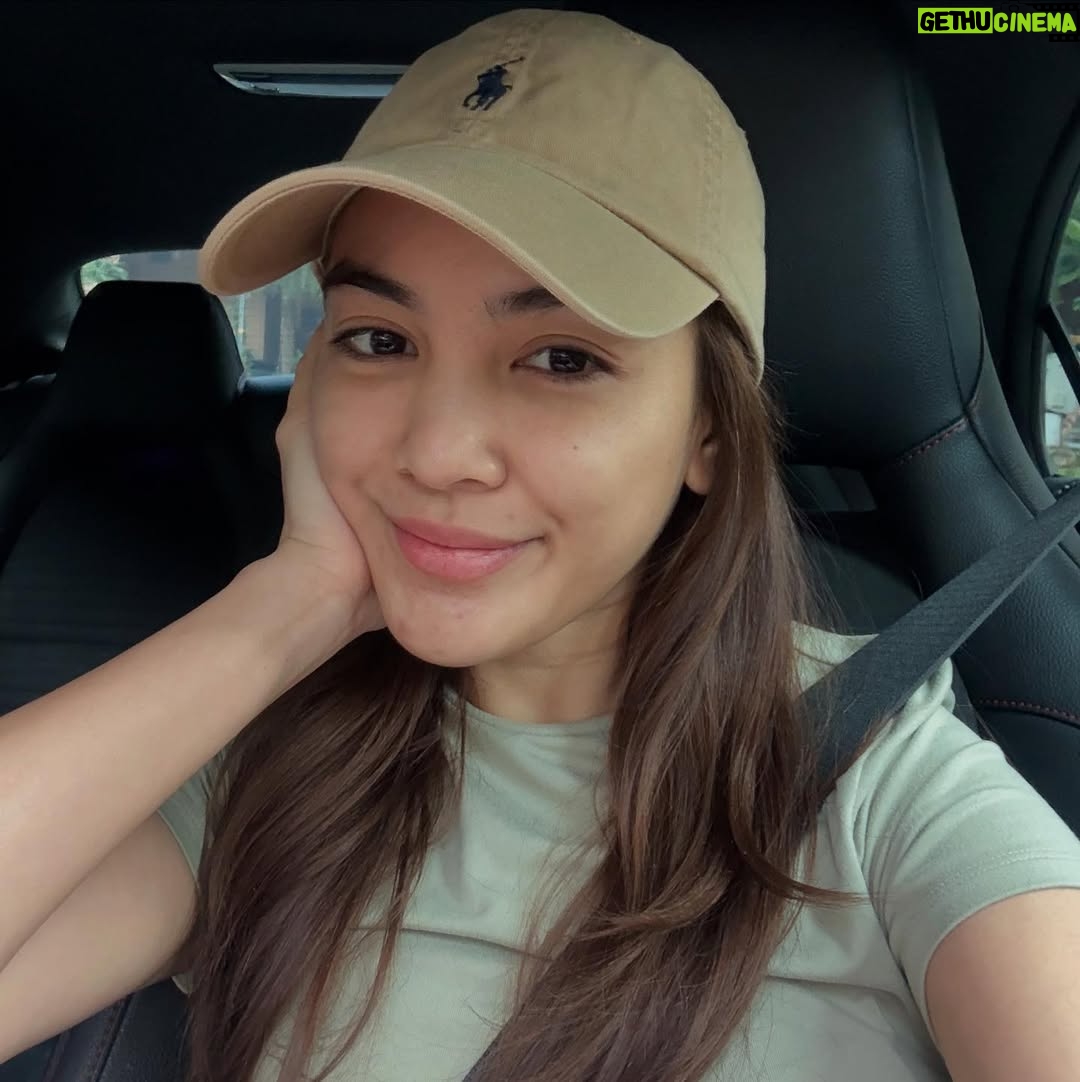 Eyka Farhana - 19.9K Likes - Begitu begini 🤍