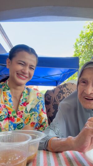 Ezzaty Abdullah Instagram - Baru nak bermanja2 dgn wan. kacau je @zulfadhliabdrahim ni hahahaha