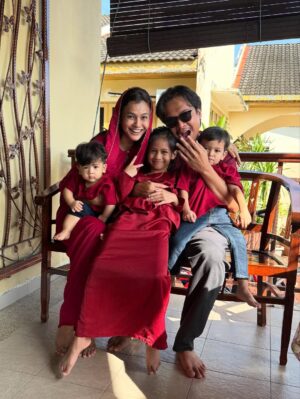 Ezzaty Abdullah Instagram - Selamat Hari Raya Aidil Adha Maaf Zahir Batin