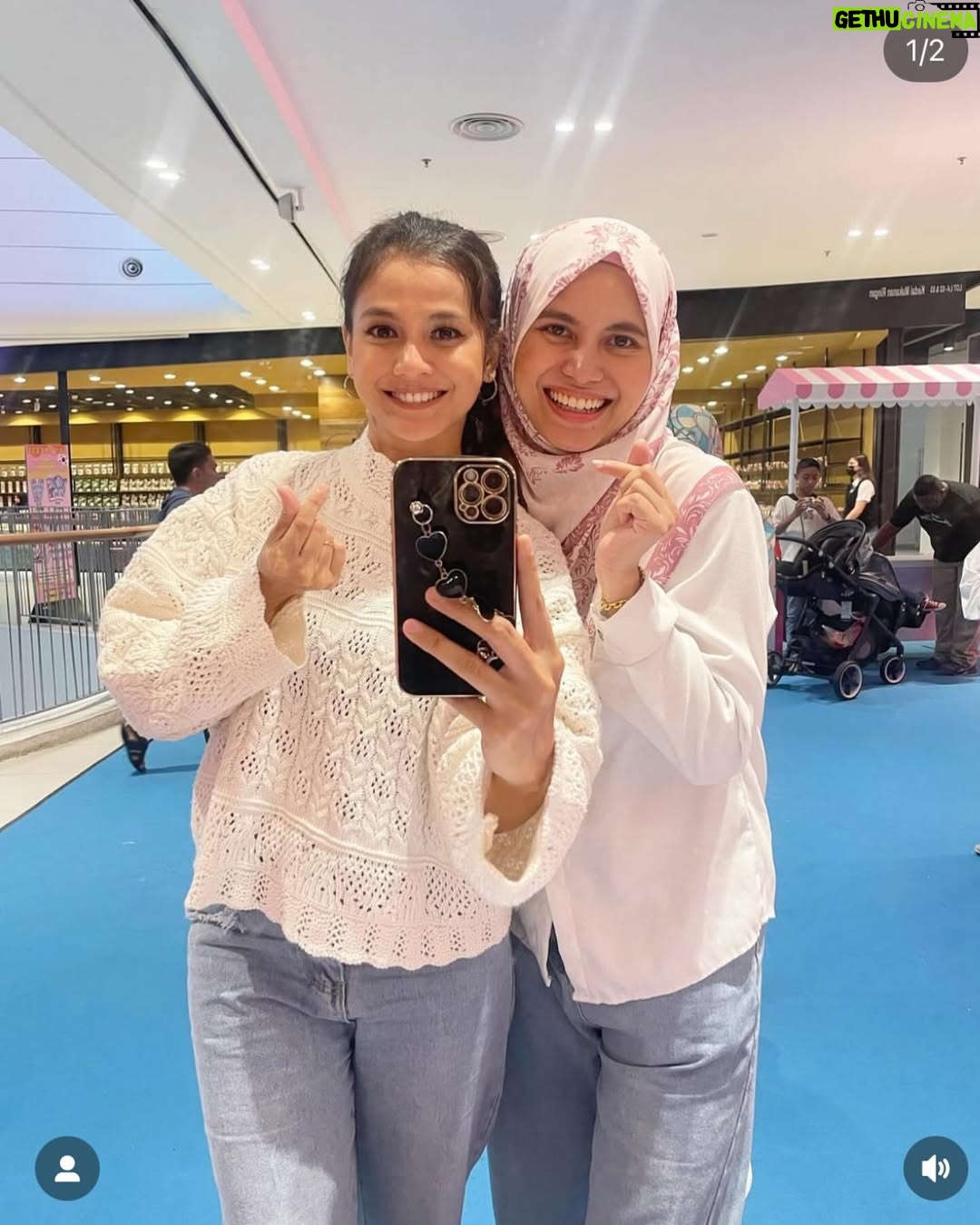 Ezzaty Abdullah - 1.1K Likes - Lupa nak post birthday wish dekat adik, tempat mengadu masalah, tempat gaduh (macam x pernah je), tempat yang memahami dan boleh jadi diri sendiri dan tempat yang boleh cakap ape je saya nak cakap tanpa dia rasa tersinggung atau saya rasa tersinggung. Alhamdulillah syukur Allah kurniakan adik yang macam dia. the  next women i loved the most selepas Ibu n Harum. sebab tu la dari dia belum kahwin sampai skrg, i always spoil her with so many things. sorry! 🤪 selagi kakak hidup, selagi tu ko boleh minta apa je yang kakak mampu ok @balqisabdullah Happy birthday! semoga sentiasa bertambah iman di dada dan sentiasa diberkati Allah❤️❤️❤️