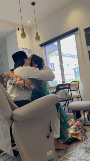 Ezzaty Abdullah Instagram - video ni yang korang tunggu kan? ❤️