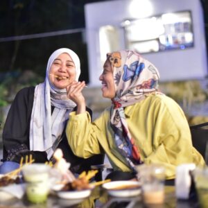 Fara Fauzana Instagram - M O G A D A L A G I

usia yg panjang
jodoh yg berkekalan
rezeki yg melimpah ruah
kasih sayang yg berpanjangan

terima kasih sekali lagi atas Doa .. kembali yg terbaik untuk yg mendoakan 🤍

#farafauzana
#bilafafautambahusia