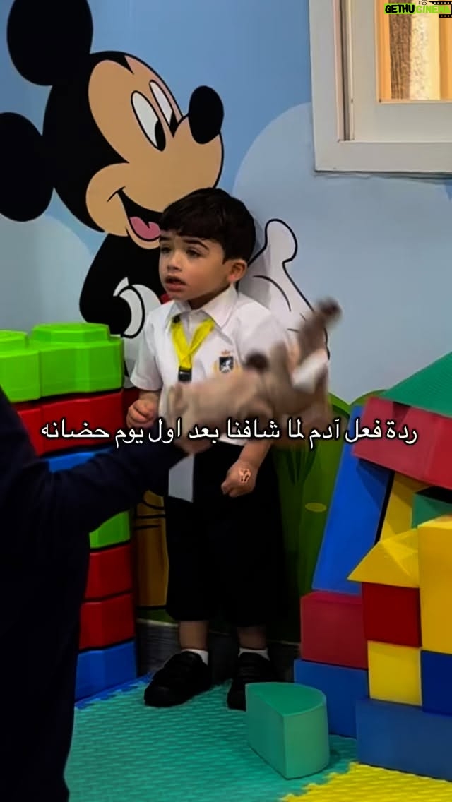 Farah Hadi - 126.5K Likes - لقطة الهده شعور موريب 😢🩵
#ادم_الرئيسي #عقيل_الرئيسي #فرح_الهادي #نوح_الرئيسي #عائلتي