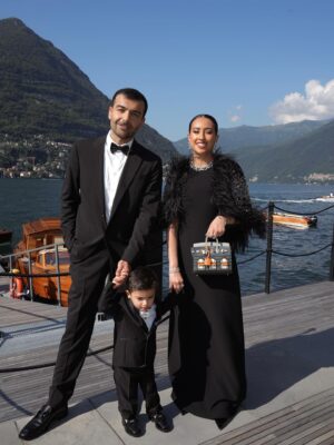 Farah Hadi Instagram - لوك العرس ♥️🇮🇹
اتحسووووناااا؟ 🥹🔥
#فرح_الهادي #عقيل_الرئيسي #ادم_الرئيسي