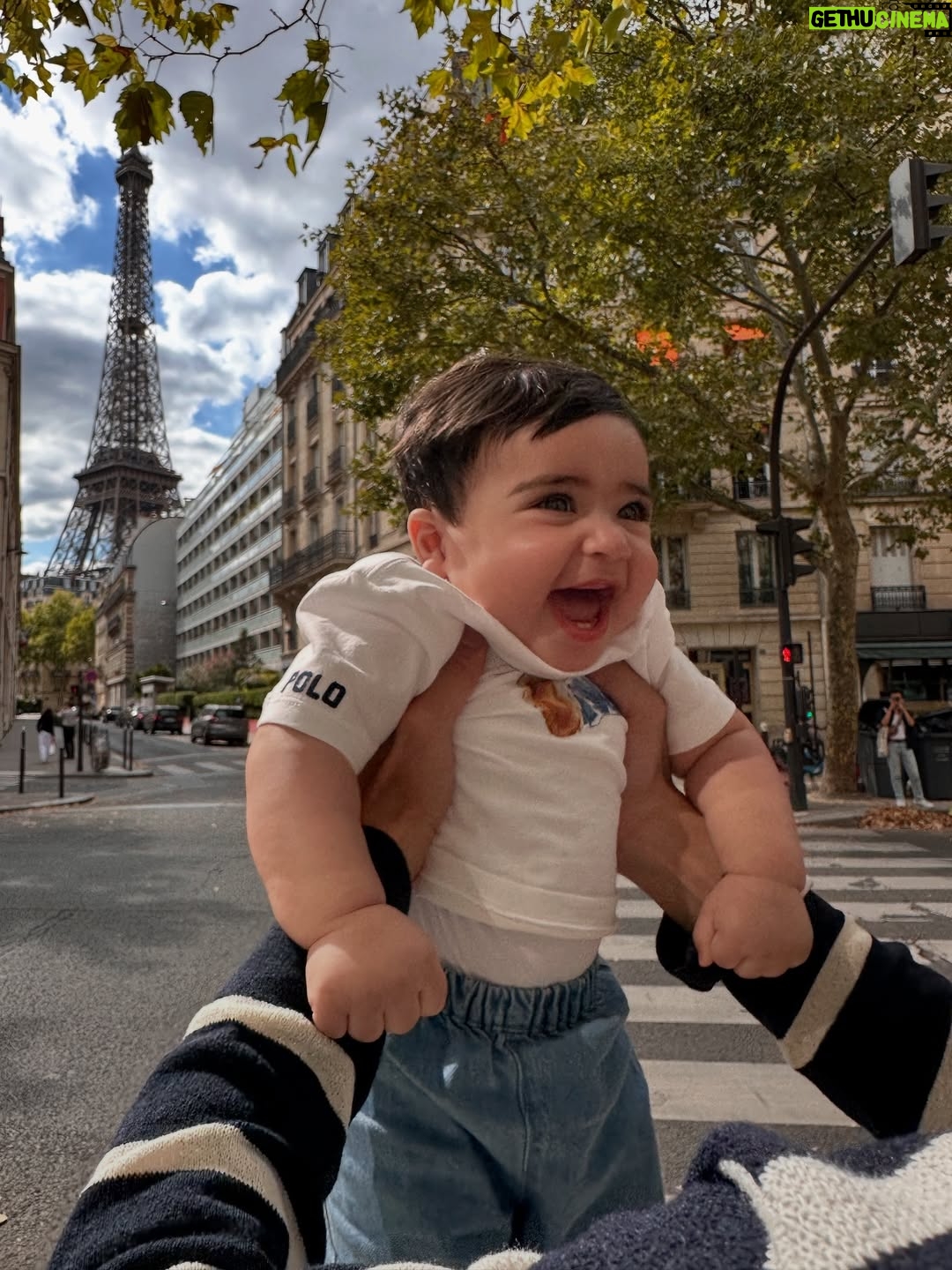 Farah Hadi - 227.6K Likes - تحسونا ؟ 🥐🍞
#عقيل_الرئيسي #فرح_الهادي #ادم_الرئيسي #نوح_الرئيسي #باريس #paris #travels