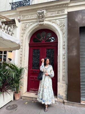 Farah Hadi Instagram - تحسونا ؟ 🥐🍞
#عقيل_الرئيسي #فرح_الهادي #ادم_الرئيسي #نوح_الرئيسي #باريس #paris #travels