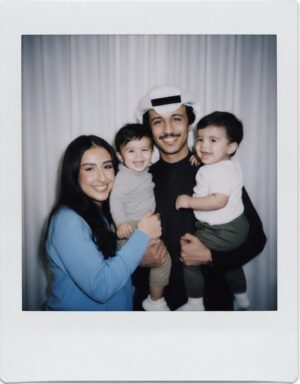 Farah Hadi Instagram - الله يجمعنا فيك يا ابوي 🩵
#فرح_الهادي #ادم_الرئيسي #نوح_الرئيسي #عقيل_الرئيسي