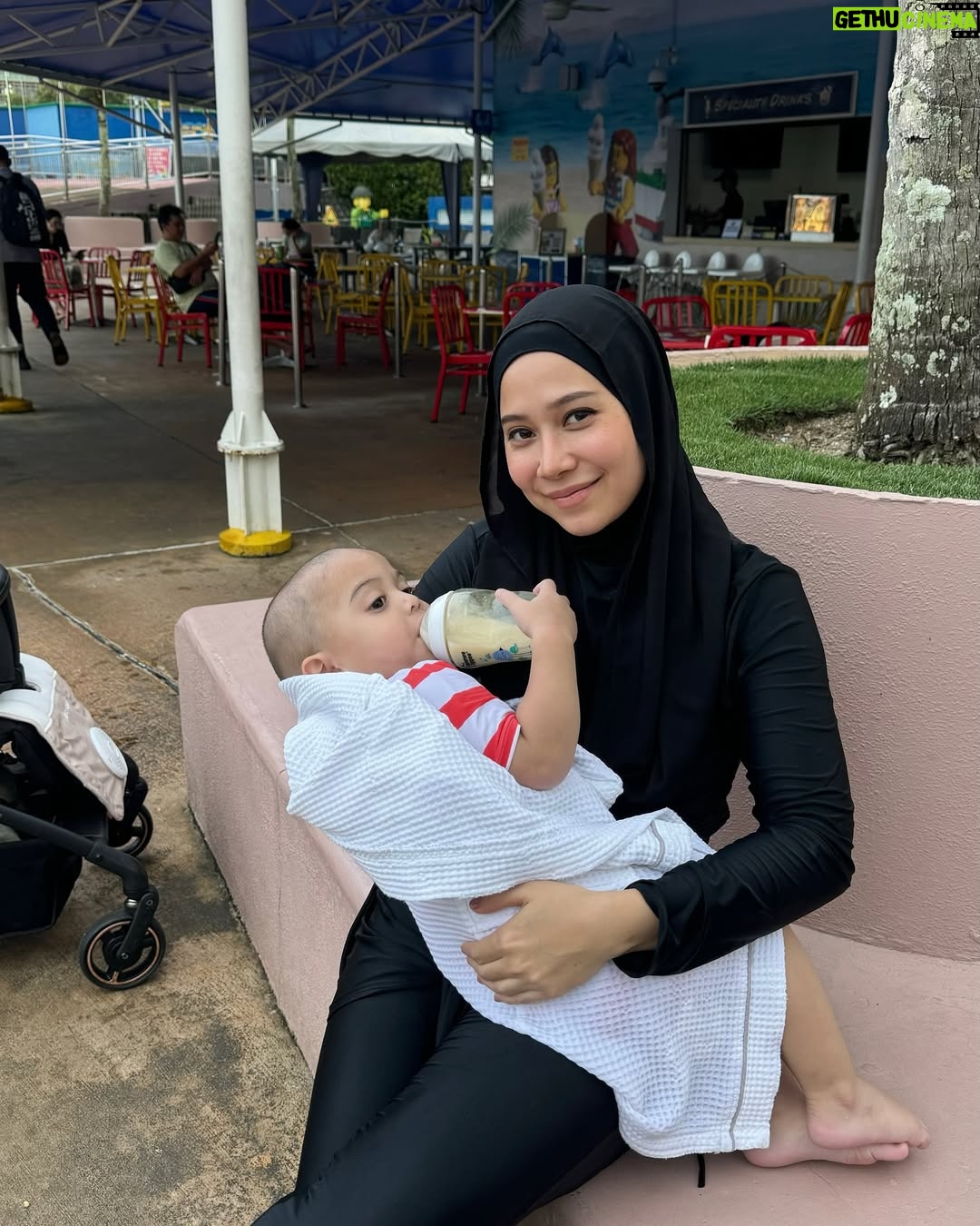 Farah Nabilah - 15.8K Likes - 🧱💃🏼🪩✨🎢