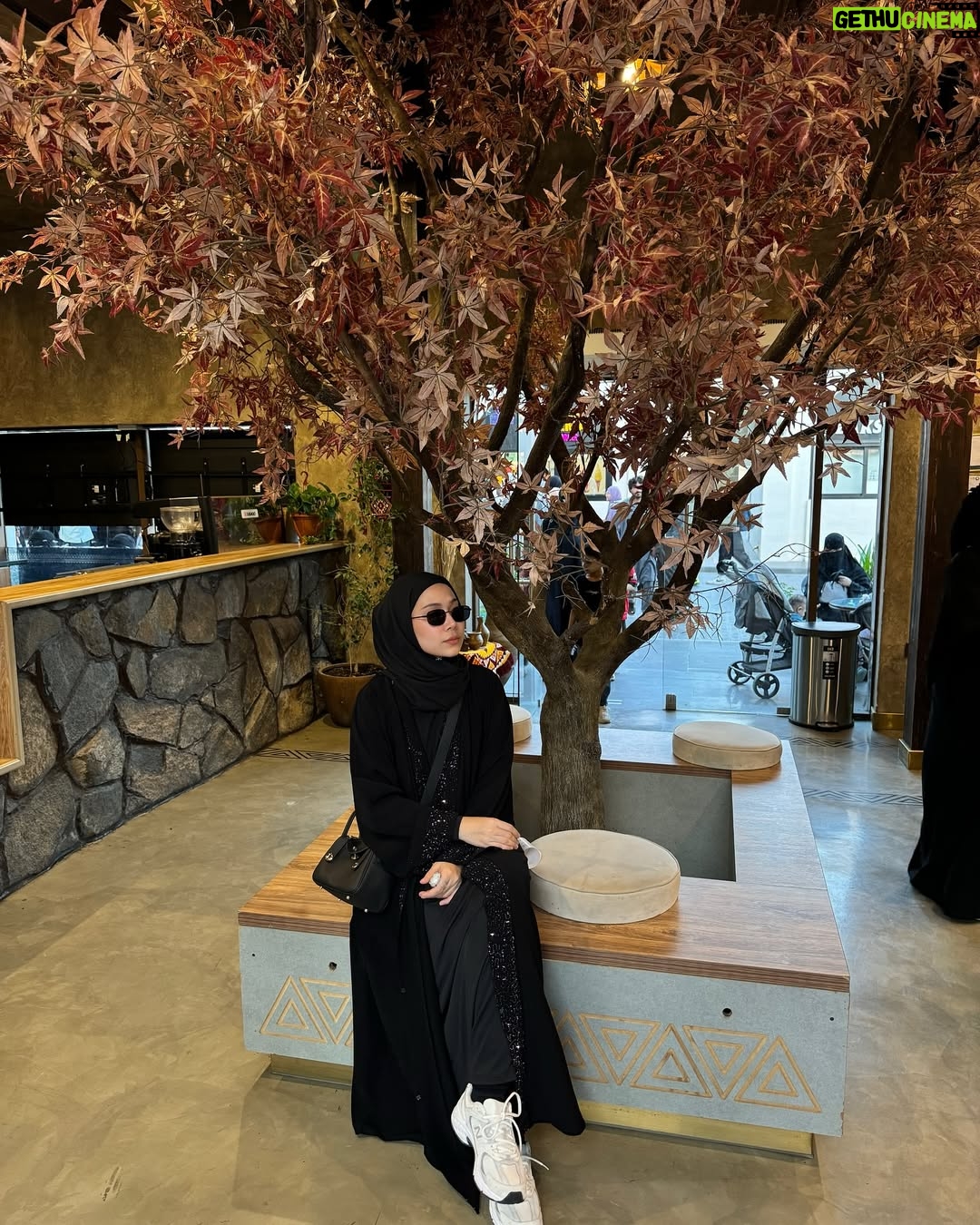 Farah Nabilah - 30.6K Likes - From the serene peace of Makkah, to the sacred calm of Madinah, and the timeless beauty of AlUla – every step in Saudi Arabia tells a story of faith, history, and wonder. ✨🌍 

@visitsaudi 
https://www.visitsaudi.com