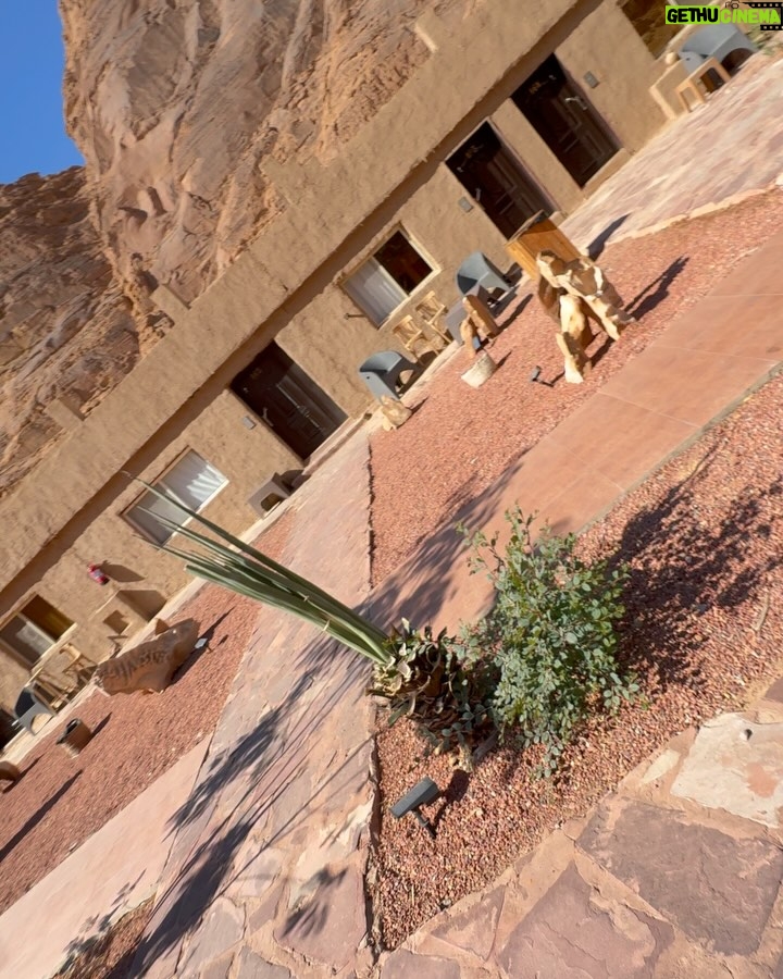 Farah Nabilah - 30.6K Likes - From the serene peace of Makkah, to the sacred calm of Madinah, and the timeless beauty of AlUla – every step in Saudi Arabia tells a story of faith, history, and wonder. ✨🌍 

@visitsaudi 
https://www.visitsaudi.com