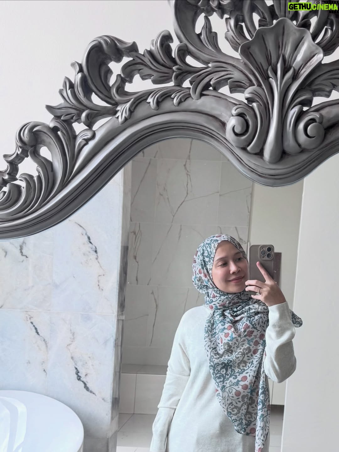 Farah Nabilah - 49.2K Likes - Not always here, not always gone — but always exactly where I’m meant to be. 💖 #august

Printed tudungs all from @loulia.my ✨