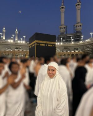 Farah Nabilah Instagram - From the serene peace of Makkah, to the sacred calm of Madinah, and the timeless beauty of AlUla – every step in Saudi Arabia tells a story of faith, history, and wonder. ✨🌍
@visitsaudi
https://www.visitsaudi.com