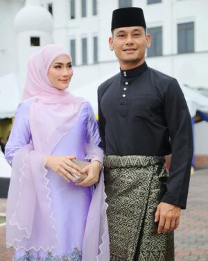 Fasha Sandha Instagram - Merafak sembah menjunjung kasih Tuanku 🙏
DYMM Tuanku Raja Perlis
Tuanku Syed Sirajuddin Putra Jamalullail
Syukur Alhamdulillah ❤️