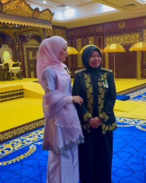 Fasha Sandha Instagram - Merafak sembah menjunjung kasih Tuanku 🙏
DYMM Tuanku Raja Perlis
Tuanku Syed Sirajuddin Putra Jamalullail
Syukur Alhamdulillah ❤️