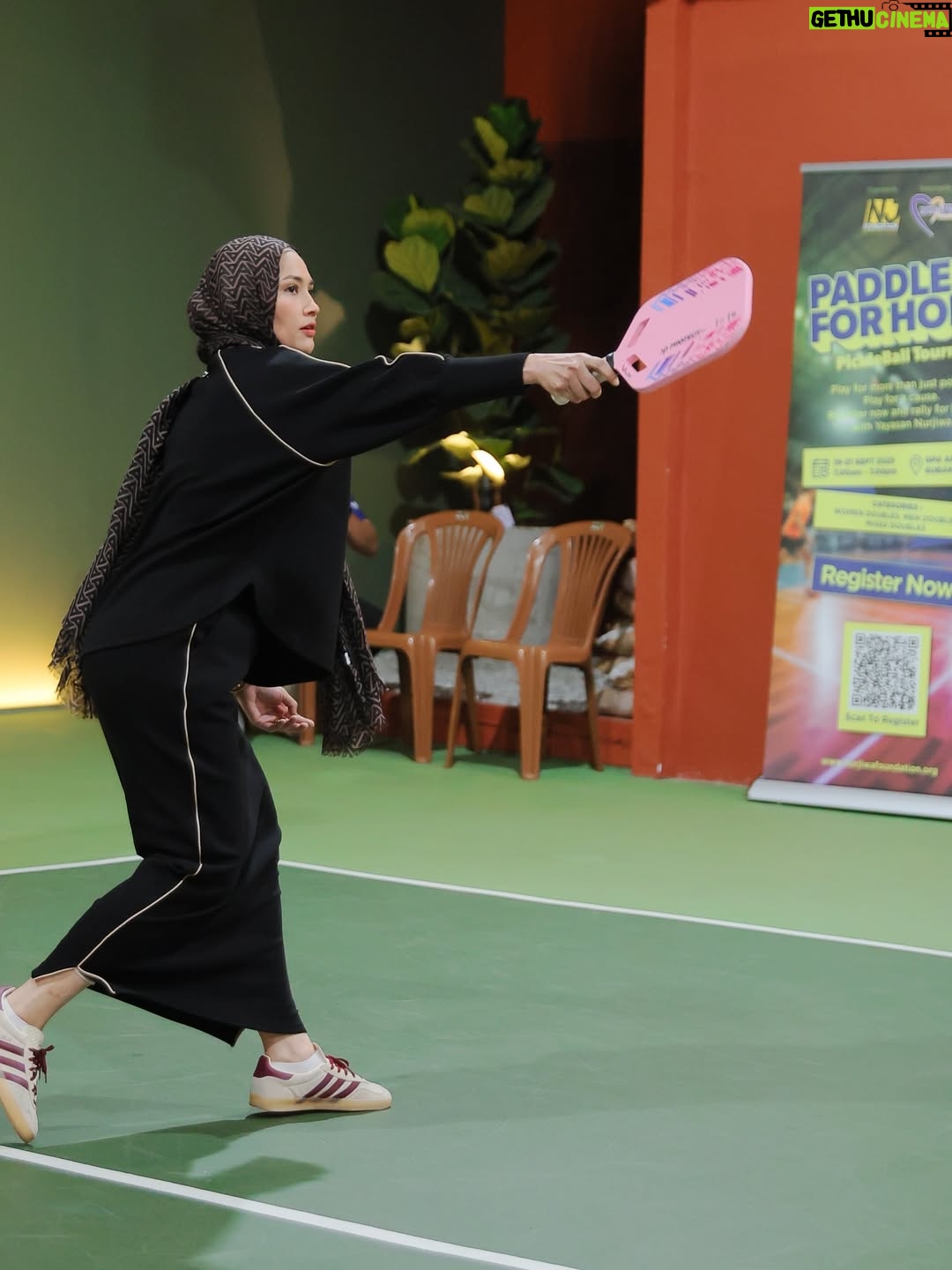 Fasha Sandha - 67.2K Likes - Thank you @nurjiwafoundation ! 👏🏻
Pertama kali for Fasha and Aidil. Tak pernah sekalipun main pickleball.Kira lulus dengan mata cemerlang 🤗😂🎖️
Lepas ni kena kerap main pickleball 
Terima kasih Datuk Sri Siti and team for having Us

📸 @syzwn.mrg 
👗 @she_dazzle