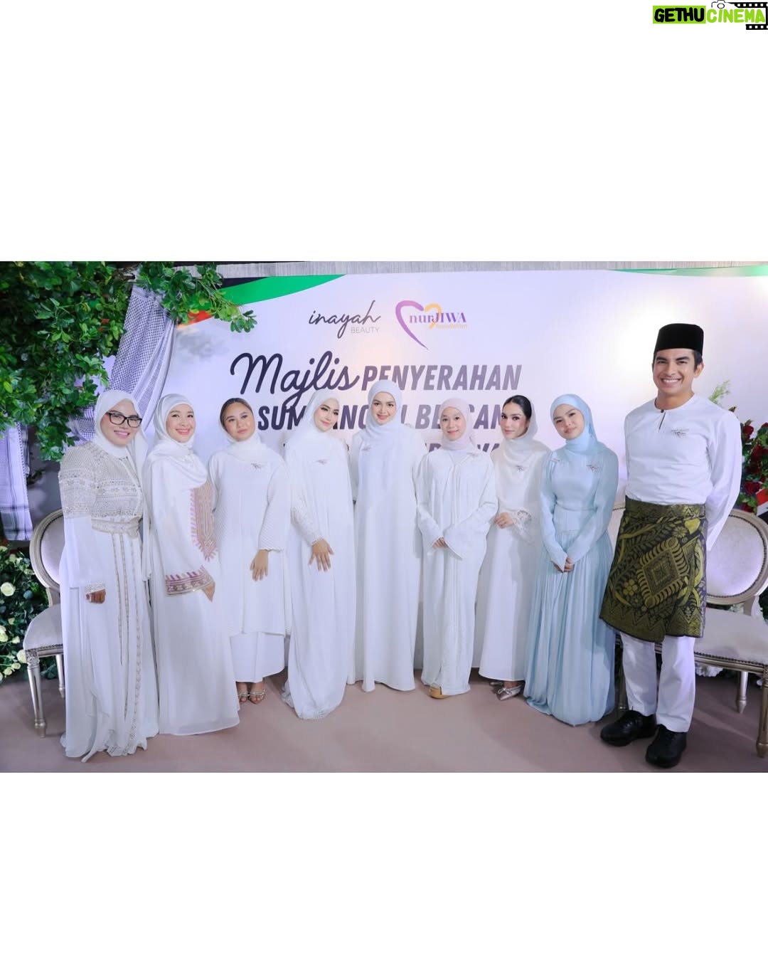 Fasha Sandha - 20.1K Likes - Syukur Alhamdulillah
Tahniah buat @inayahbeautytrading dan terima kasih buat DS @ctdk @nurjiwafoundation diatas kerjasama ini.
Semoga segala amalan kita diberkati Nya
Terima kasih buat Sahabat media dan yang paling penting, terima kasih buat Pengguna setia Berryfull dan Gattox kerana ini juga adalah sumbangan kita semua. 🥹😭Syukur
Terima kasih .
Tahun ke 4 kita bersama , syukur. Terima kasih diatas peluang dan kepercayaan yang diberikan . Syukur ❤️🩷

@syzwn.mrg @makeupbynadianordin @samm_republic @ochobridalstyling @fahbulous145 @ideaskualalumpur