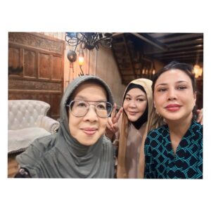 Fathia Latiff Instagram - singgah umah mama jap š š
@ermafatima
