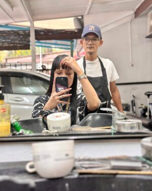 Fathia Latiff Instagram - with my personal hairstylist