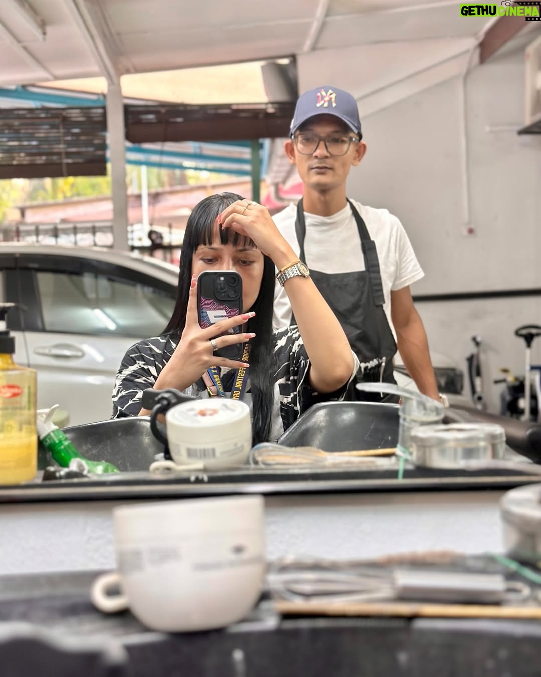 Fathia Latiff - 1.3K Likes - with my personal hairstylist
