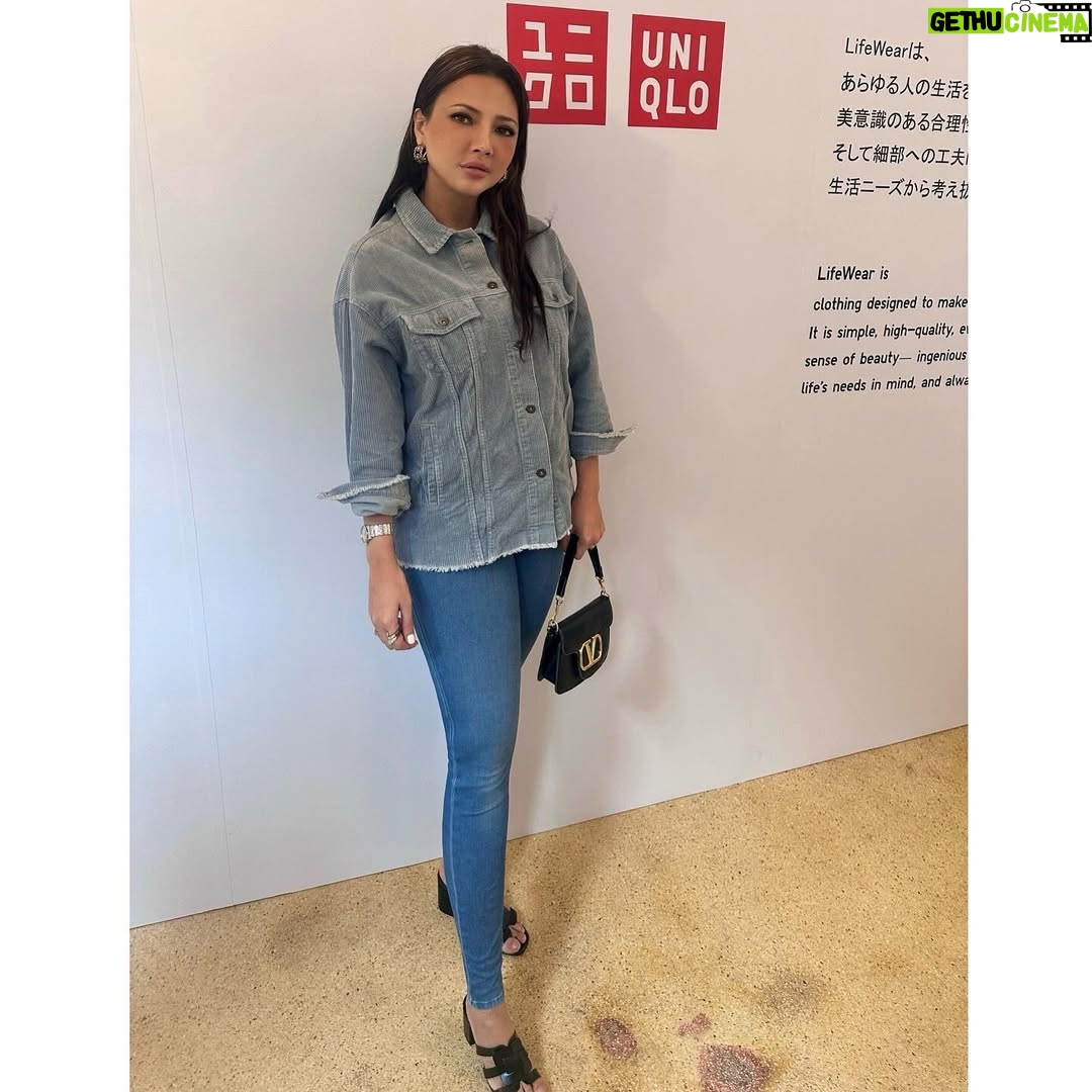 Fathia Latiff - 817 Likes - @uniqlo 
@uniqlomyofficial