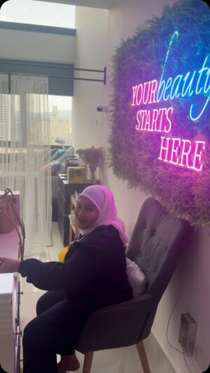 Fathia Latiff Instagram - jom datang
@sulam_bedakk !!