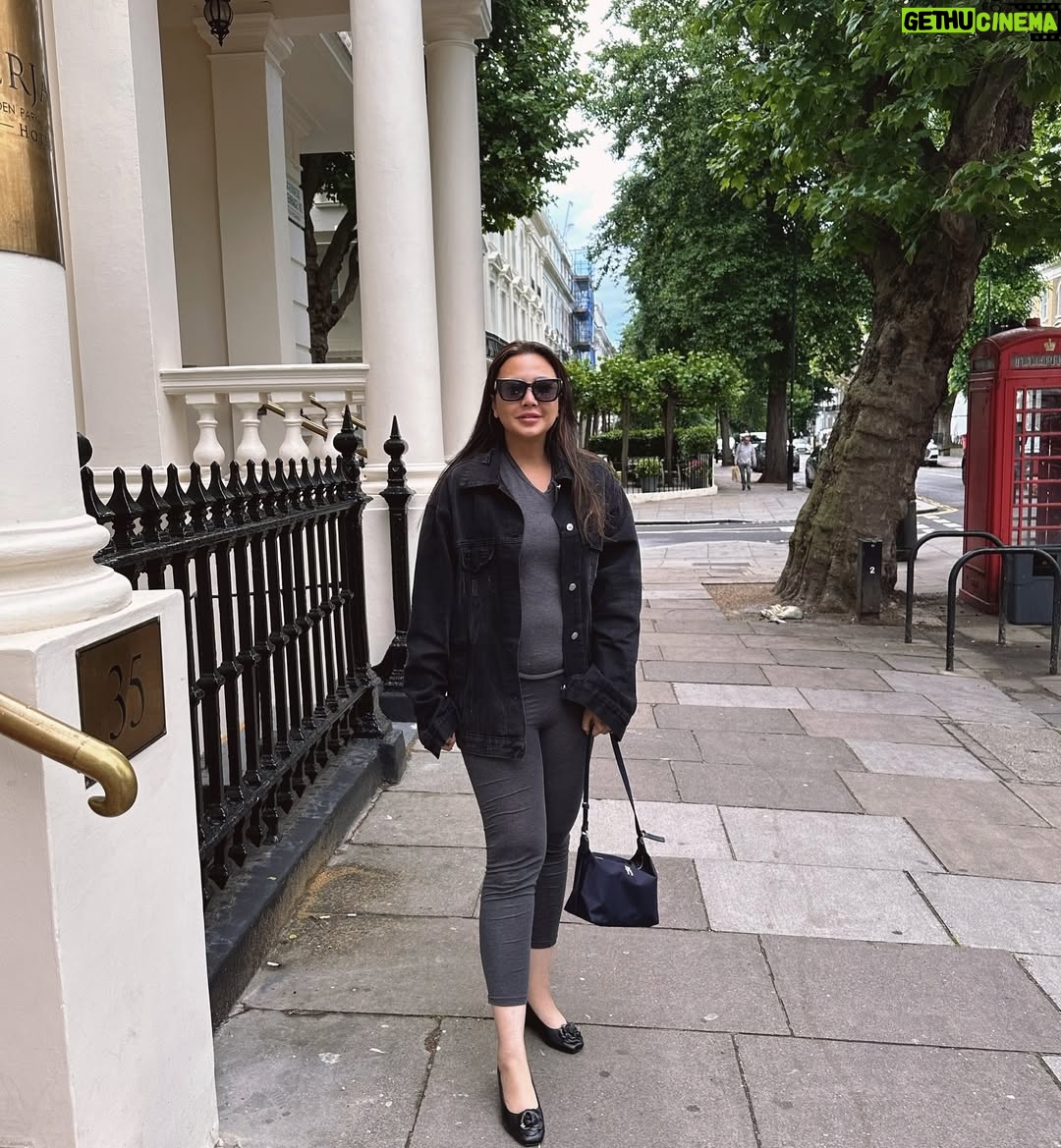 Fathia Latiff - 2.9K Likes - 