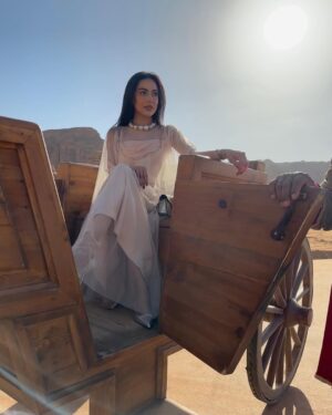 Fatima Al-Momen Instagram - Listen, thereās everything and then thereās AlUla šŖ āŗļø š§āāļø š šøš¦ proud š
.
.
@AlUlaMoments #AlUlaMoments