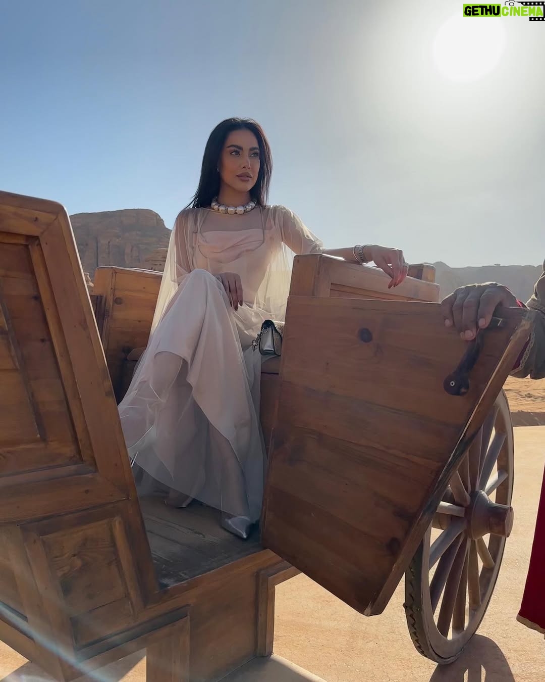 Fatima Al-Momen - 8.8K Likes - Listen, there’s everything and then there’s AlUla 🐪 ⛺️ 🧖‍♀️ 🐎 🇸🇦 proud 🙏
.
.

@AlUlaMoments #AlUlaMoments