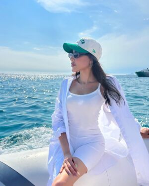 Fatima Al-Momen Instagram - My summer job includes watching shark attack videos at night and being a shark inspector during the day time