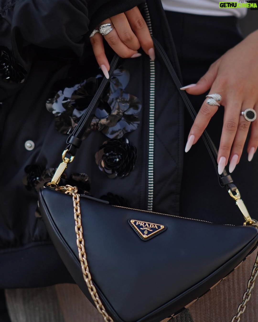 Fatima Al-Momen - 13.6K Likes - It’s P R A D A  hun 🖤
.

#PradaSymbole #PradaTriangle @prada