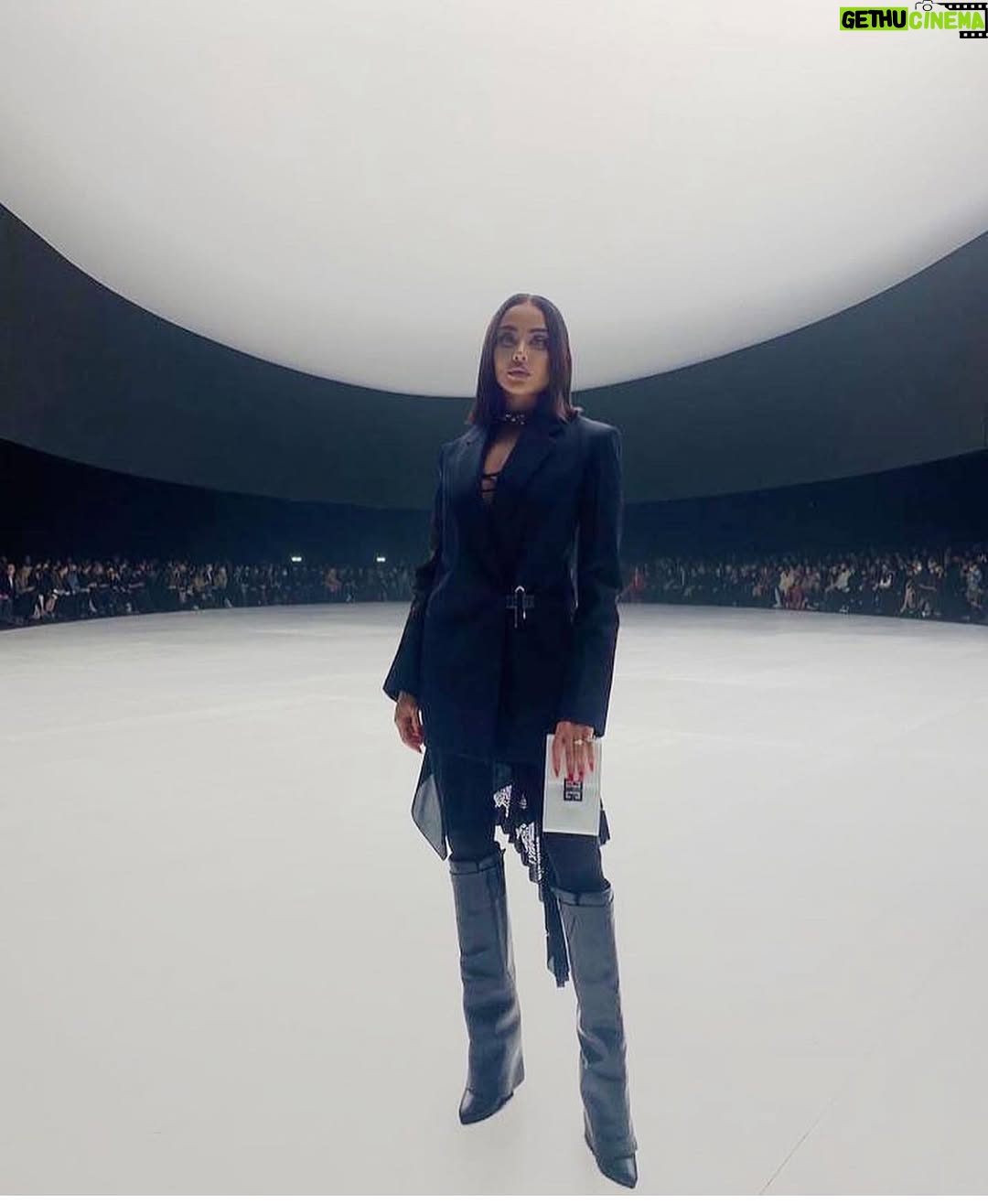 Fatima Al-Momen - 17.7K Likes - I couldn’t make it to pfw, but here’s some through back moments in Paris