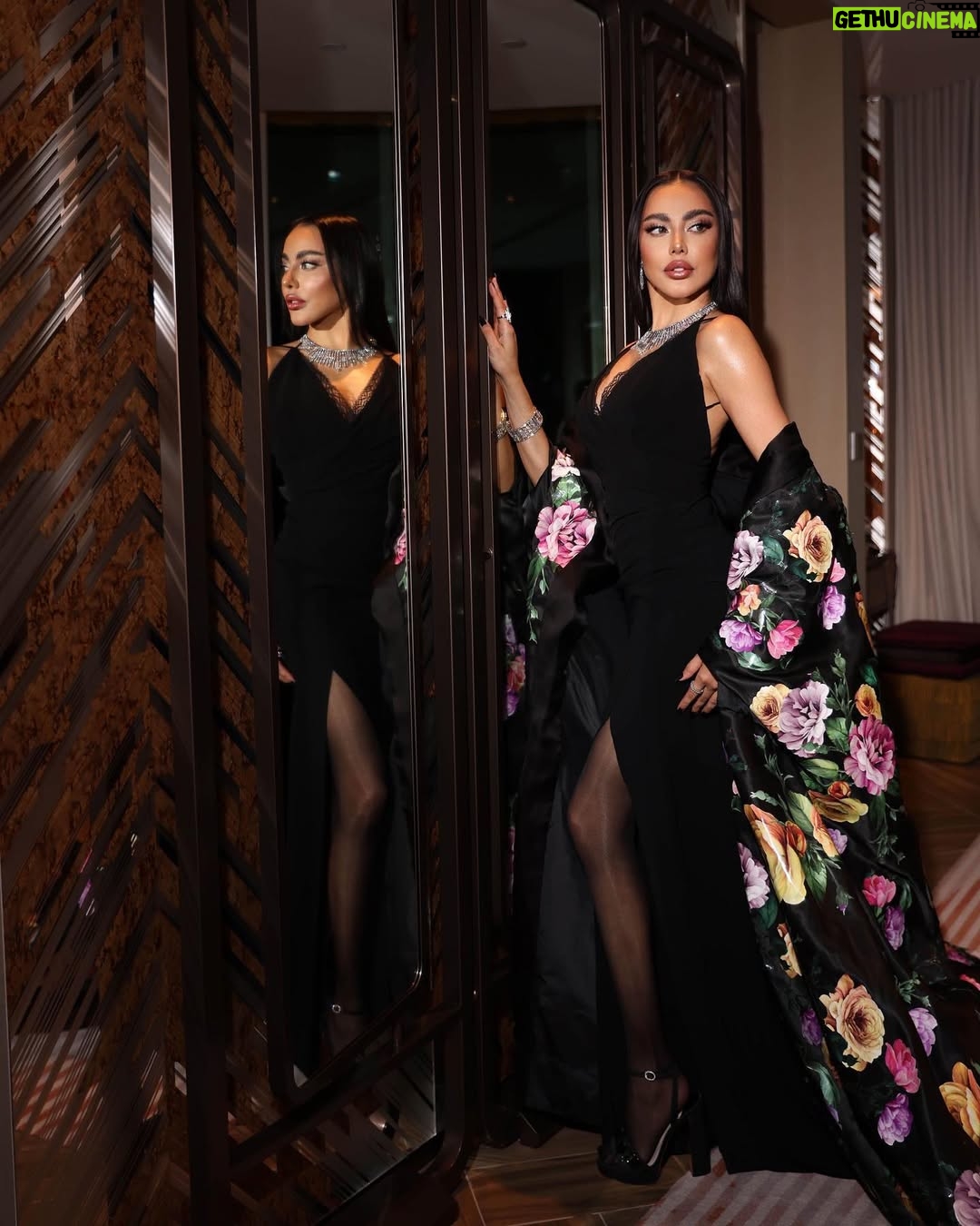 Fatima Al-Momen - 16.1K Likes - Last night I had the chance to celebrate the icons of fashion and entertainment in the region and honoring the careers of Nabila Ebeed, Latifa, and Georgina Rick at Vogue Ball of Arabia. 
Thank you @voguearabia thank you @mrarnaut 🙏🙏

Jewellery :@mouawad
Outfit : @nicolasjebran
Make up: @mirijanavasovic for @charlottetilburyarabia