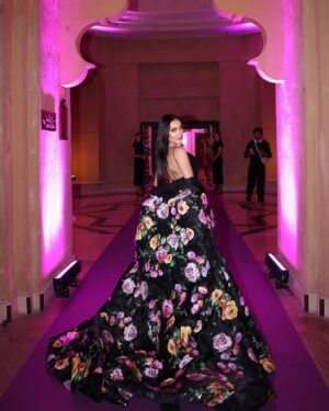 Fatima Al-Momen Instagram - Last night I had the chance to celebrate the icons of fashion and entertainment in the region and honoring the careers of Nabila Ebeed, Latifa, and Georgina Rick at Vogue Ball of Arabia.
Thank you @voguearabia thank you @mrarnaut šš
Jewellery :@mouawad
Outfit : @nicolasjebran
Make up: @mirijanavasovic for @charlottetilburyarabia