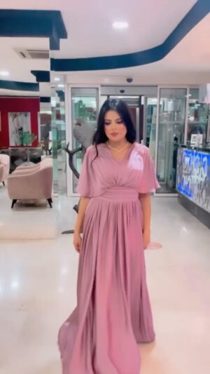 Fatima Ezzahra Lahrech Instagram - وراه مالقيت بحالو و علاه بحالو كاين.. 🥰❤️
بزااااف ديال الحب
#tanger #festival #film #action #cinema #art #artist